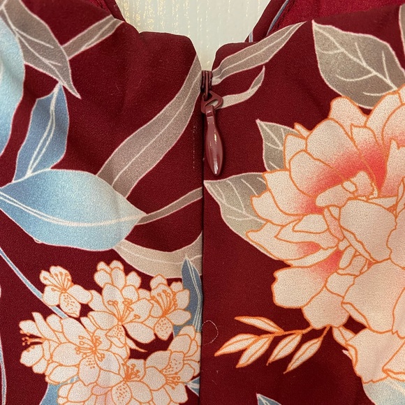 Beautiful burgundy floral dress M city chic - Picture 11 of 12